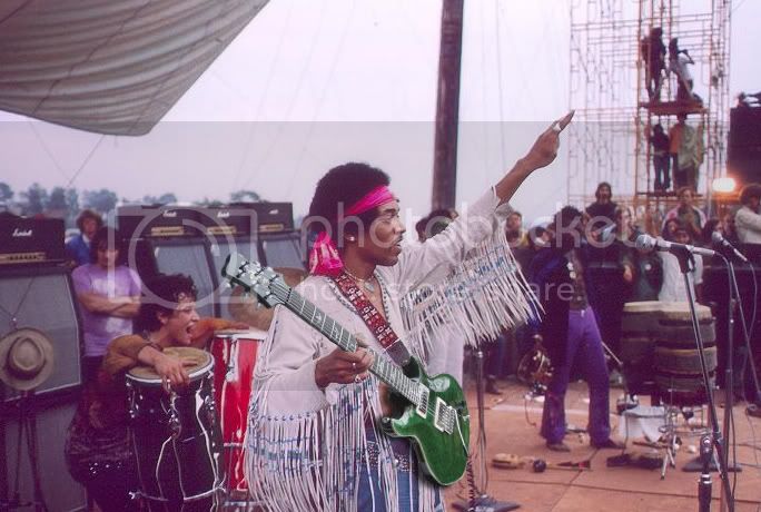 Jimi_at_Woodstock_with_PRS_Santana.jpg