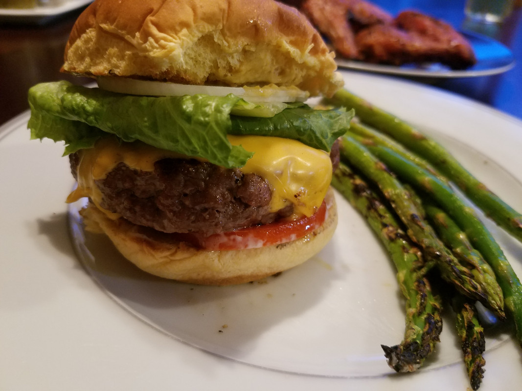 burger-5-slider-plated.jpg