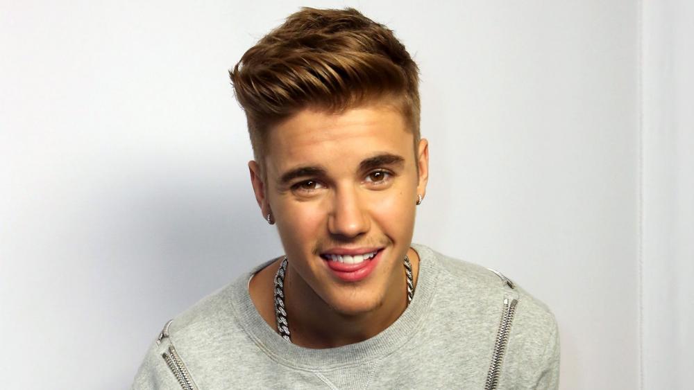 070815-topics-music-justin-bieber.jpg