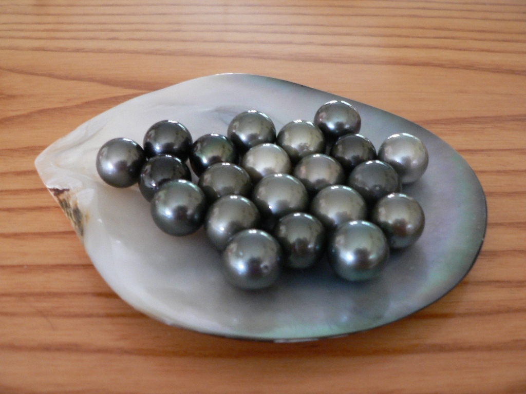 black-pearls.jpg