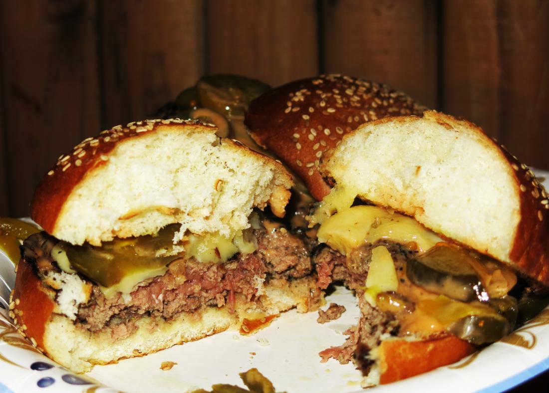 burger_cut_9-15-13.jpg