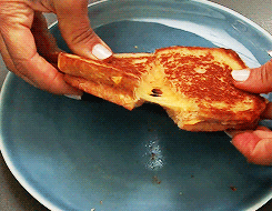 grilled_cheese_pull2.gif