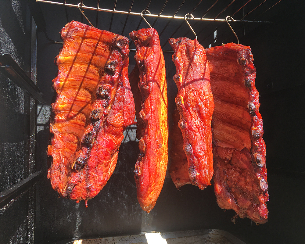 IMG_1400_PiggyBackRibs-1000.jpg