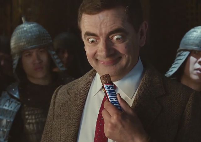 mr_bean_stars_in_a_snickers_advert_with_roof_jumping_ninjas_640_02.jpg