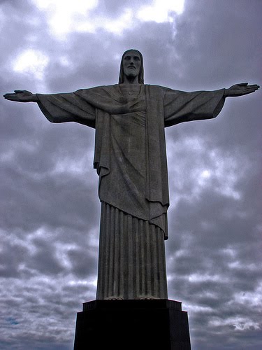 Redeemer+statue.jpg