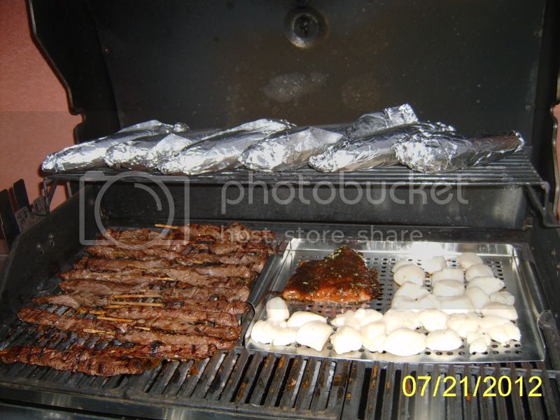 SteakScallopsandSalmonongrill.jpg