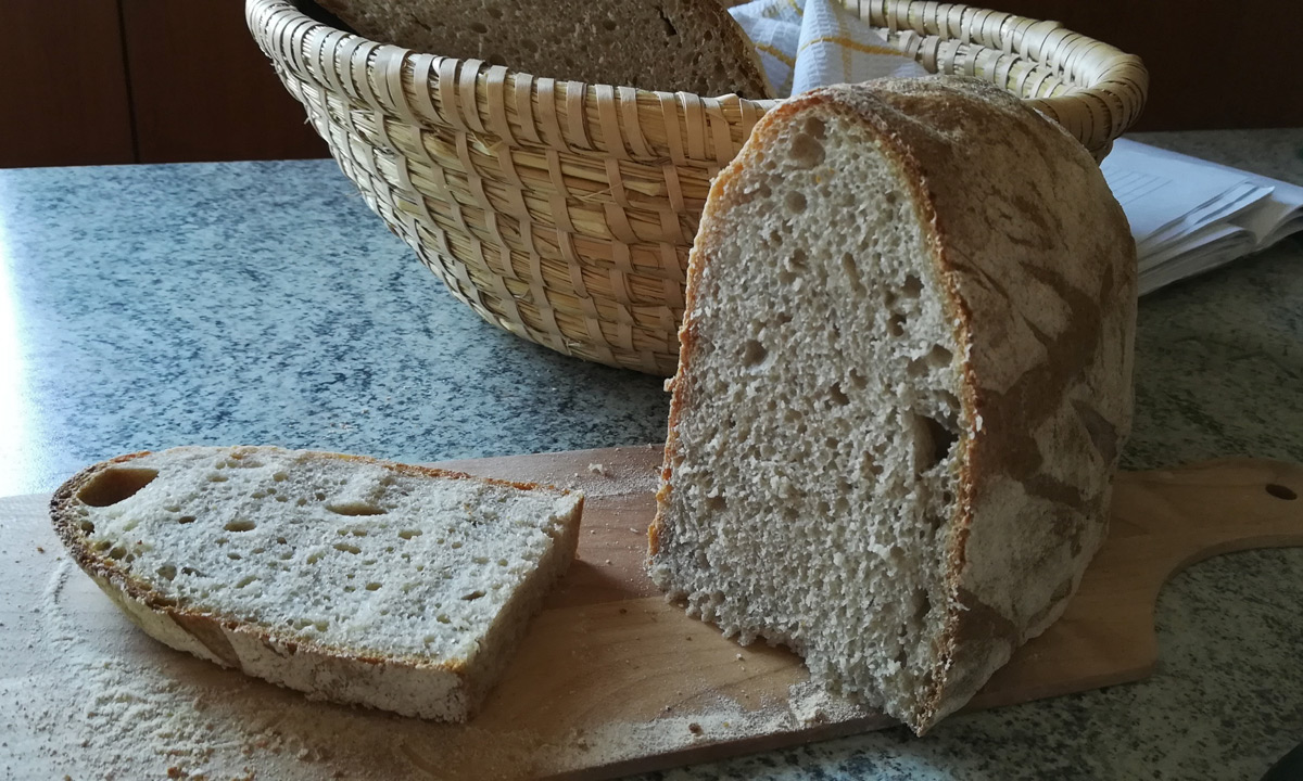 sourdoughbread29032020.jpg