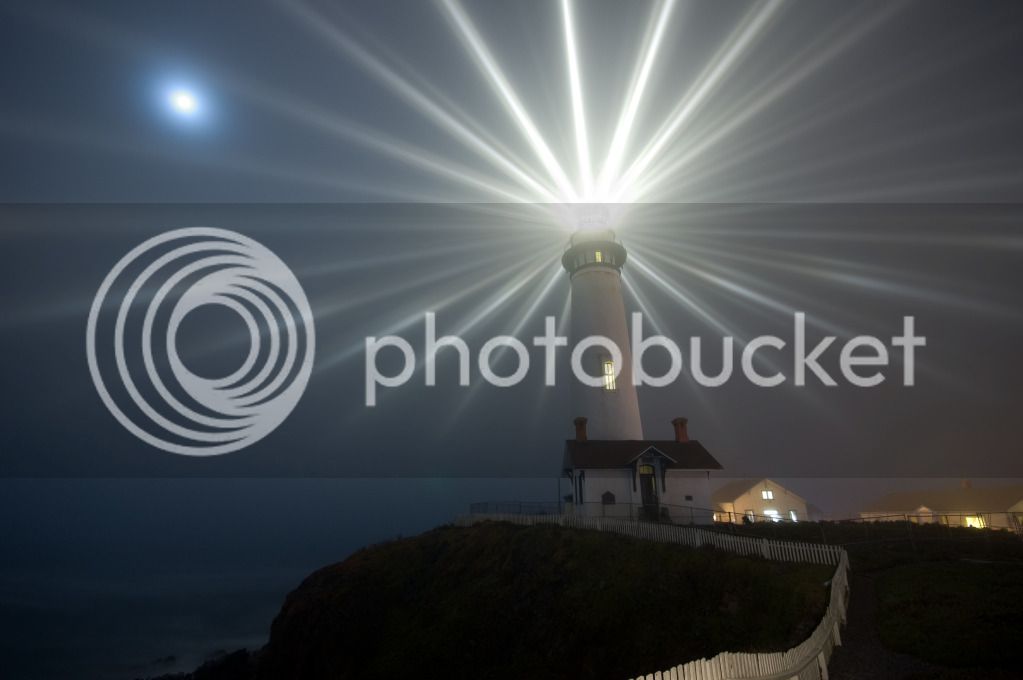 lighthouse_zpsa20cd0c9.jpg