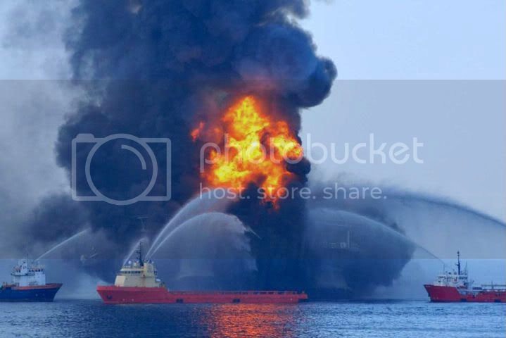 deepwaterhorizonburnig.jpg