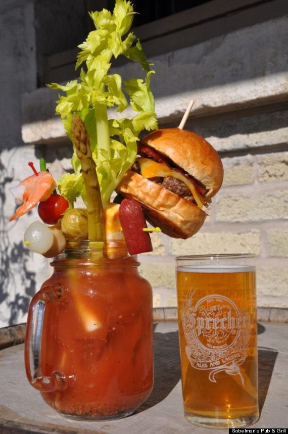 o-CHEESEBURGER-BLOODY-MARY-570.jpg