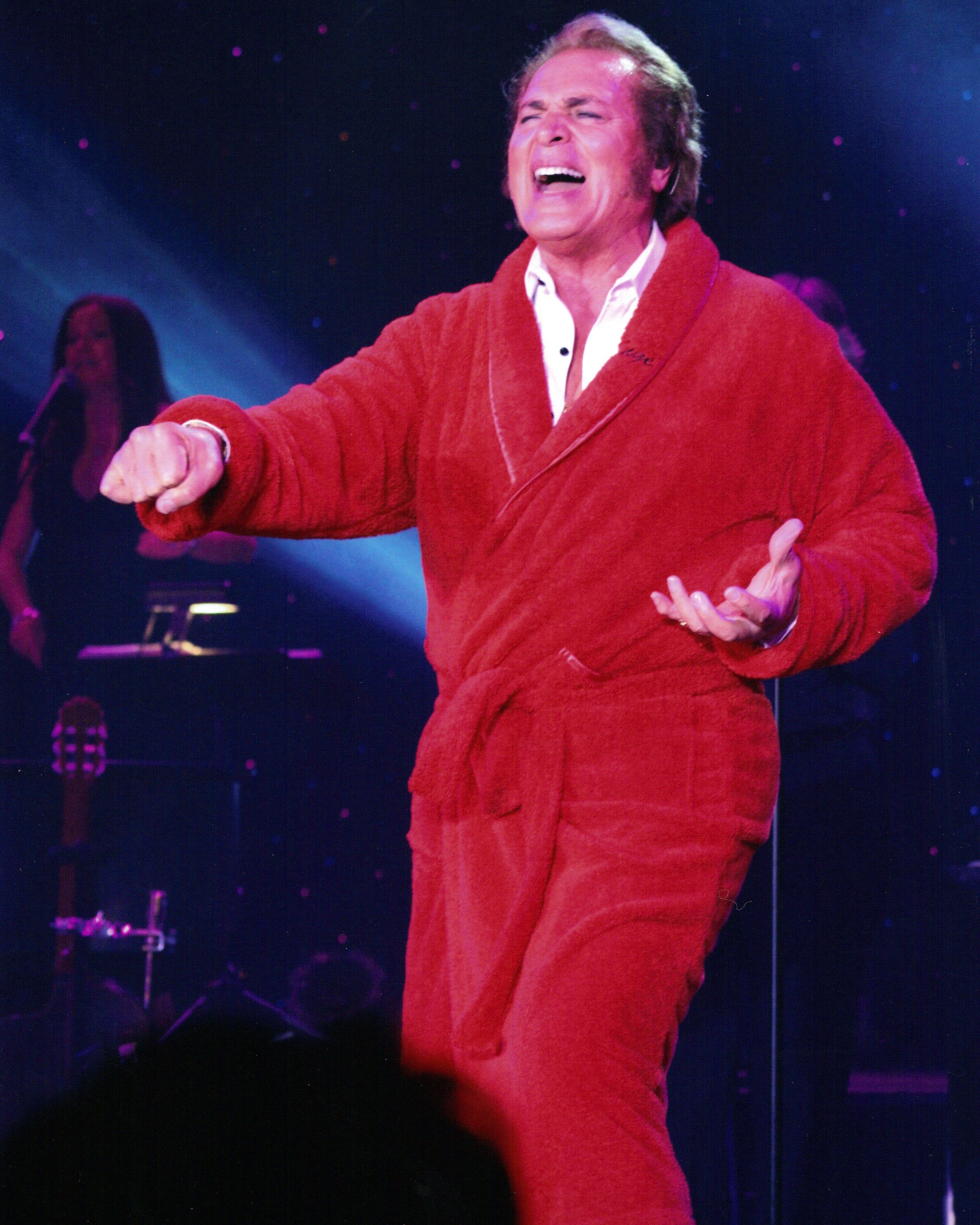 Engelbert_Humperdinck_(singer).jpg