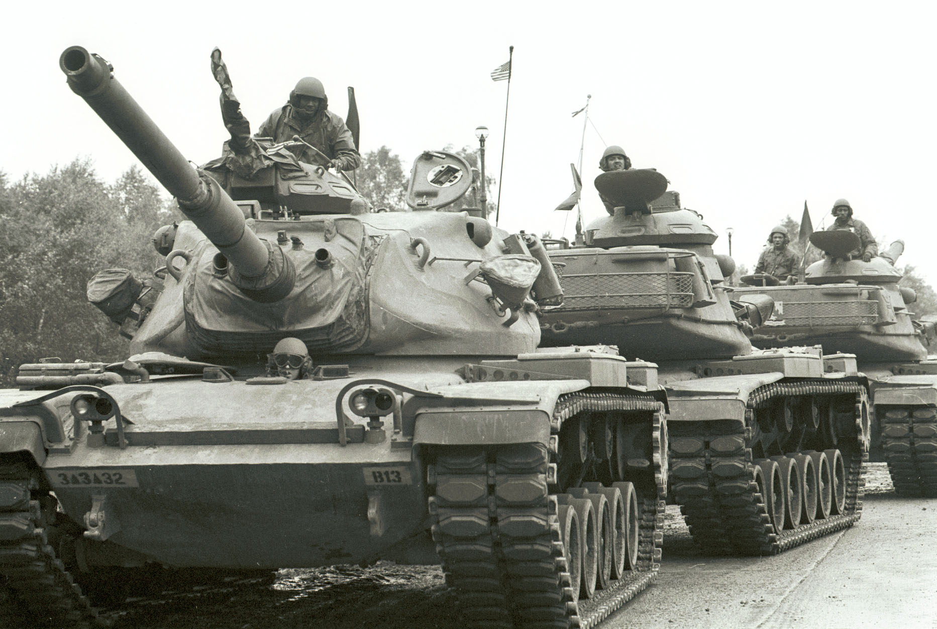 Cold-War-Tanks.jpg