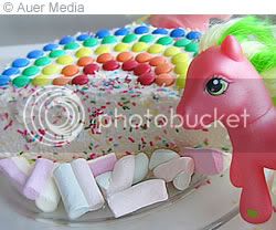 my_little_pony_rainbowcake.jpg