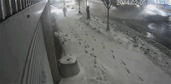 Snow-Plow-Nails-Guy570.gif