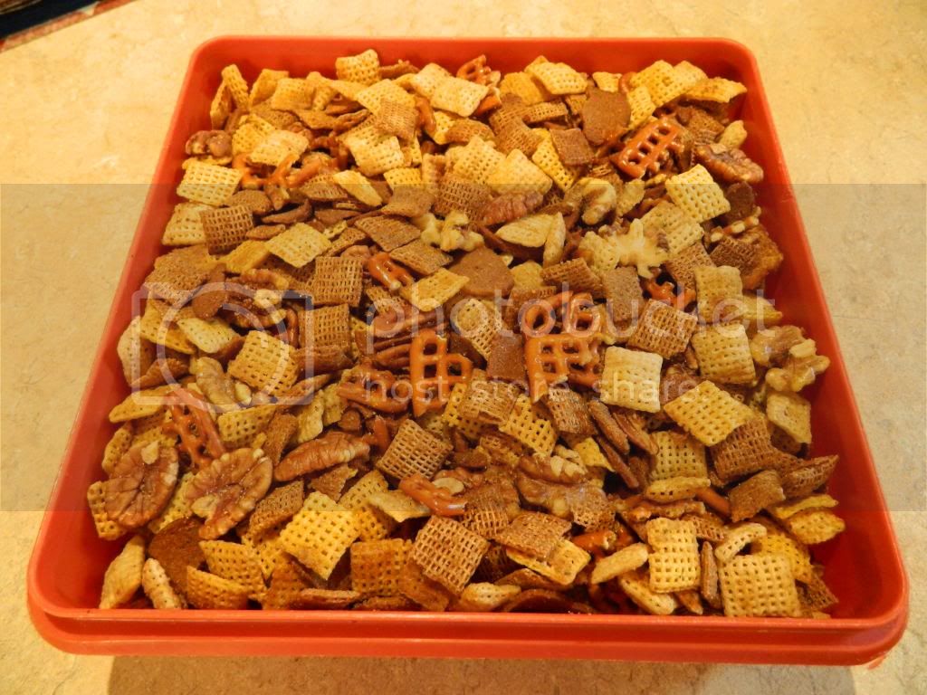 HomemadeChexMix_zpsd99c33d1.jpg