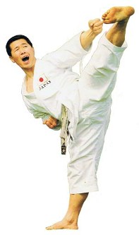 basic_karate_moves_kagawa_keri.jpg