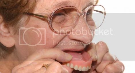false-teeth-2-470-wplok_zps40843785.jpg