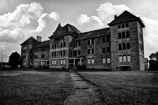 illinois-insane-asylum.jpg